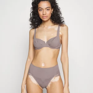 Triumph - Ensemble Natural spotlight W EX et WM EX Colis de 20 ensembles