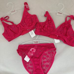 Epure de marque LC Colis de 11 ensembles dentelle cosmos rose